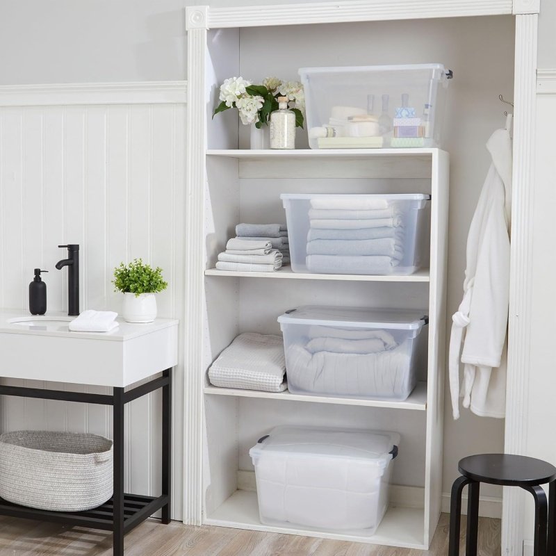 Rubbermaid Cleverstore 74 Quart Latching Plastic Storage Containers - Image 5