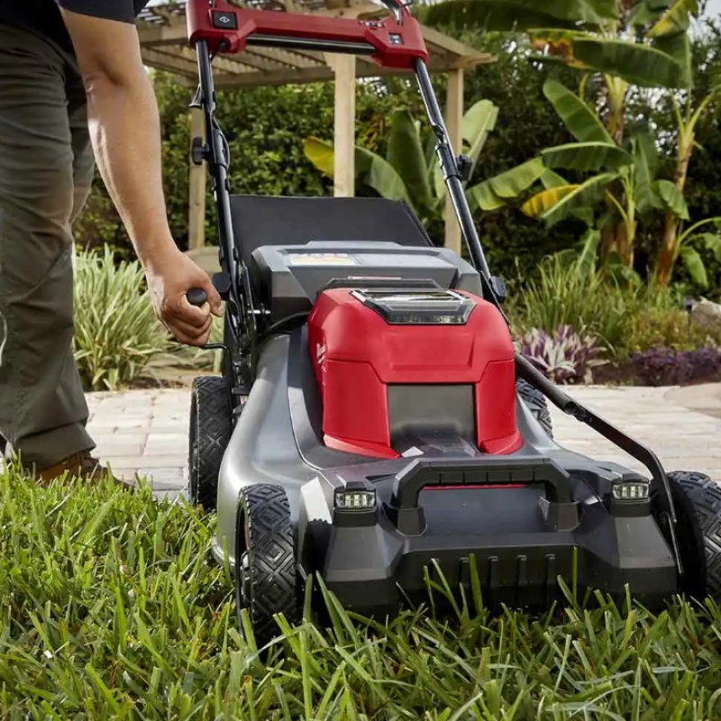 MILWAUKEE 18V FUEL™ 533MM (21") - Image 3