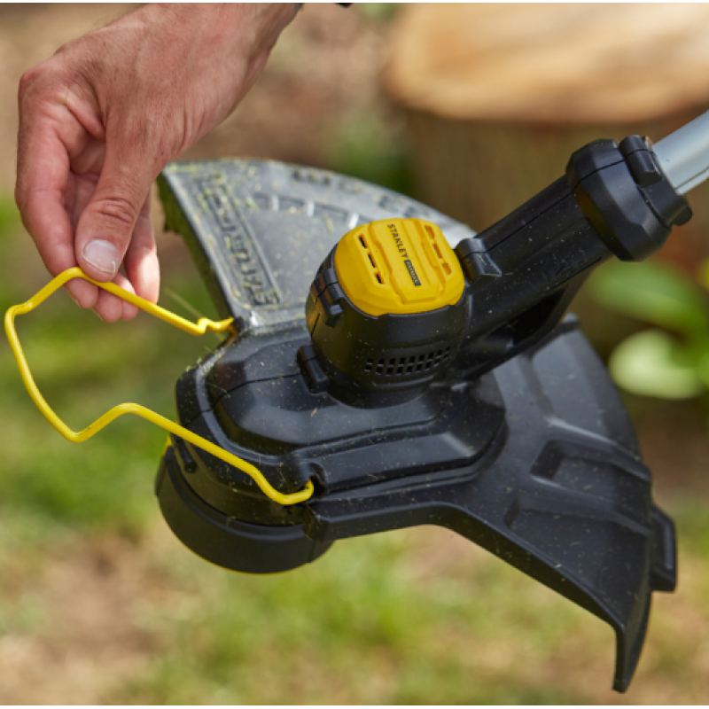 Stanley FatMax V20 18V 33cm Cordless String Trimmer - Image 4
